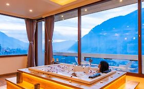 Moustache Select Manali - Mountain Retreat With Garden & Banquet
